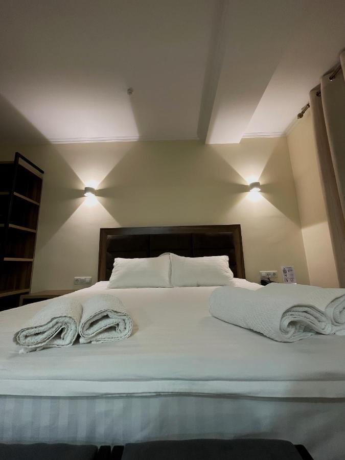 Hotel Nova Bisjkek Eksteriør bilde